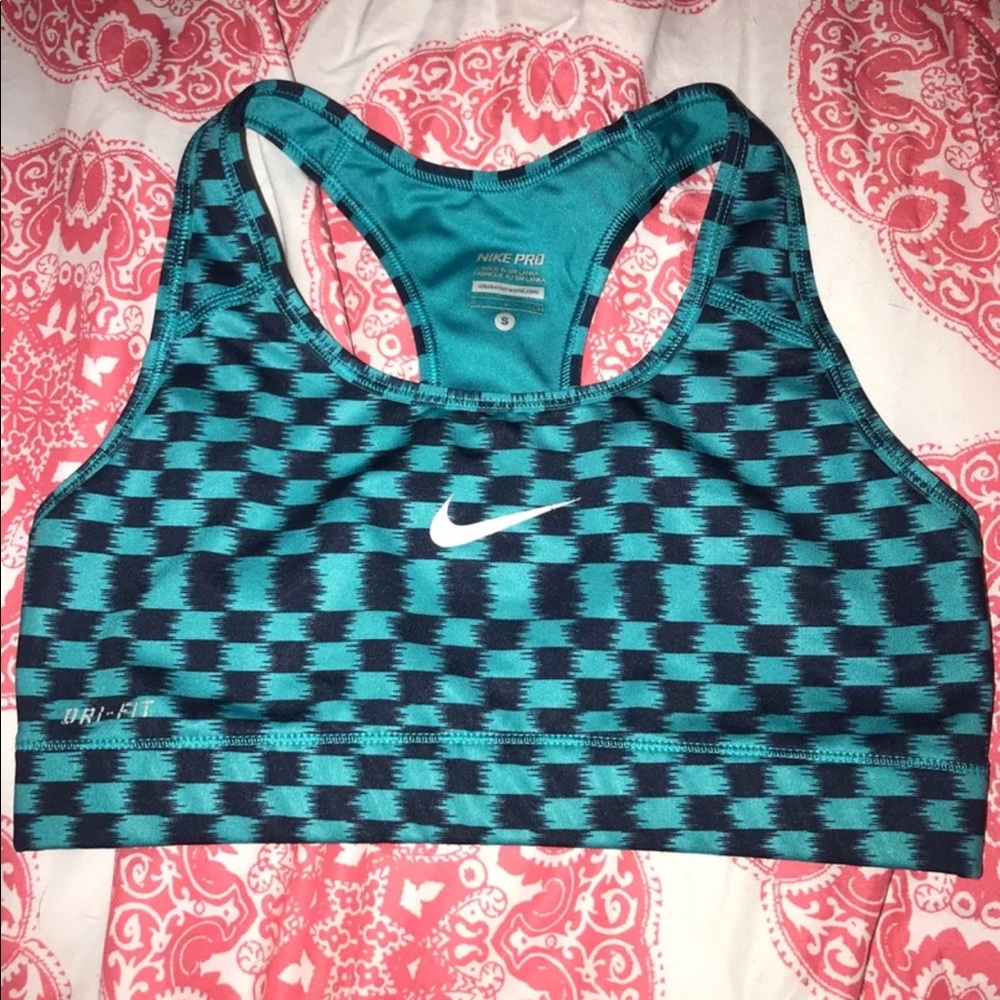 Nike Dri-Fit Sports Bra